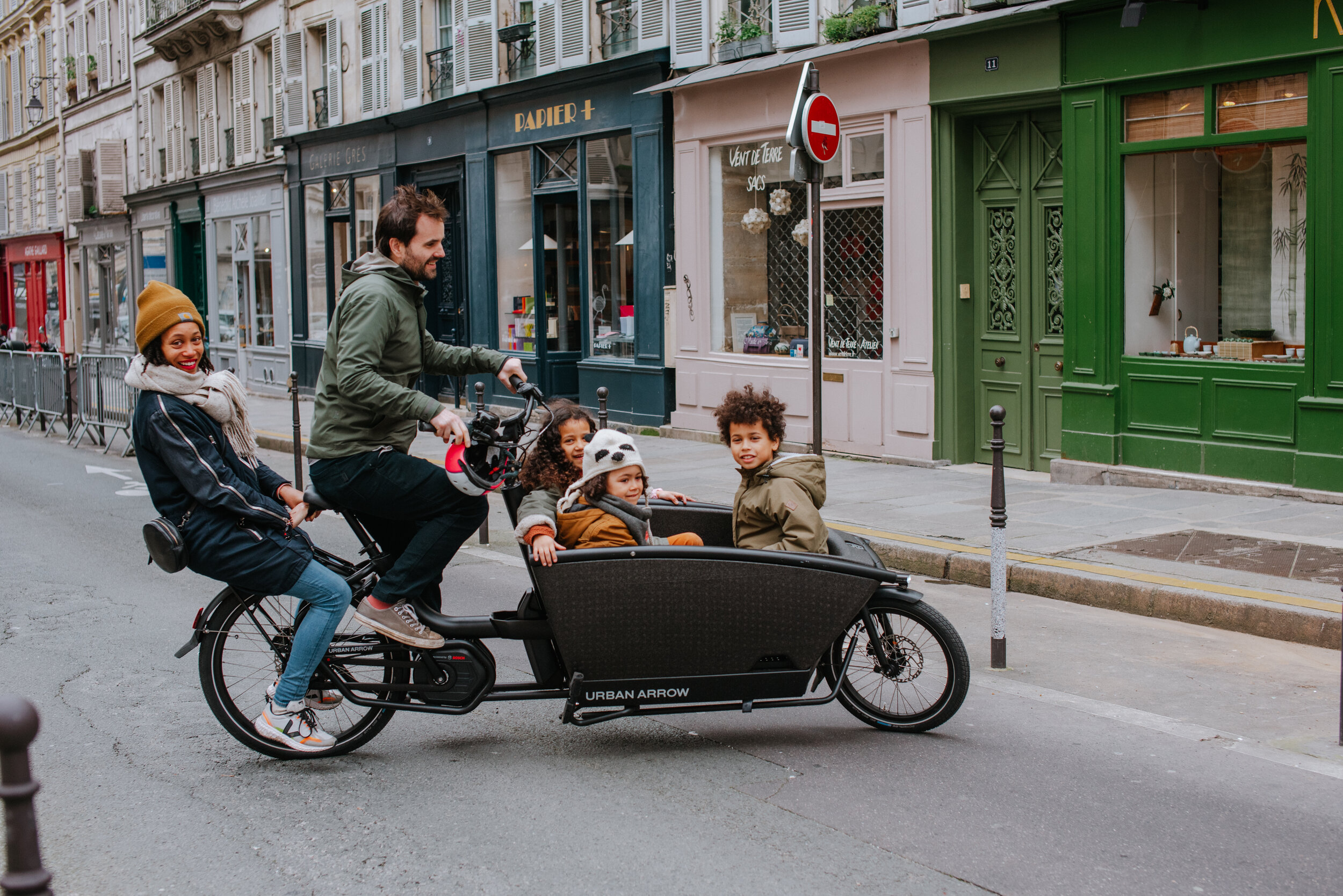 BikeAboutFamilyPhotoshoot-01.jpg