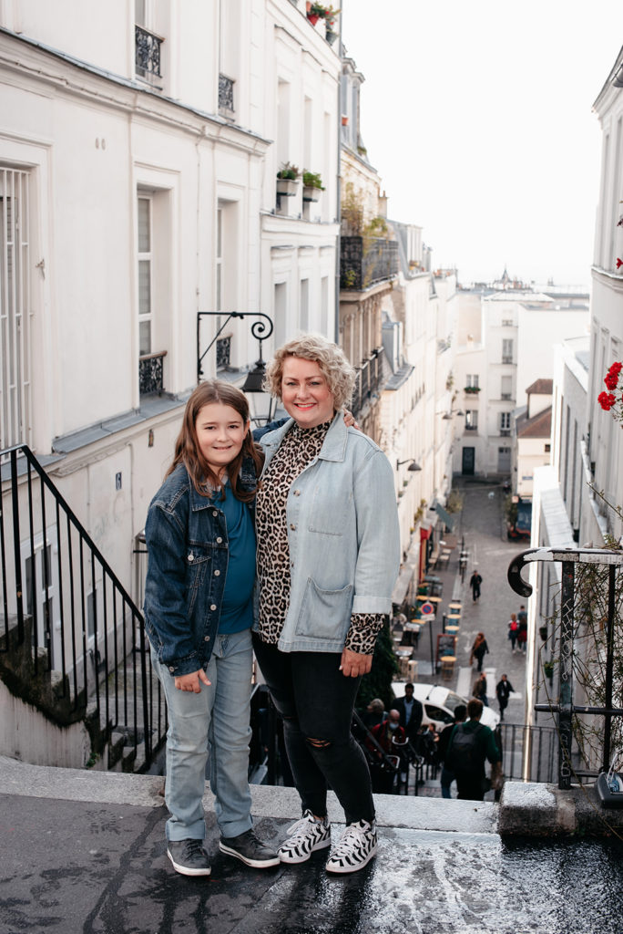 Family photoshoot in Paris