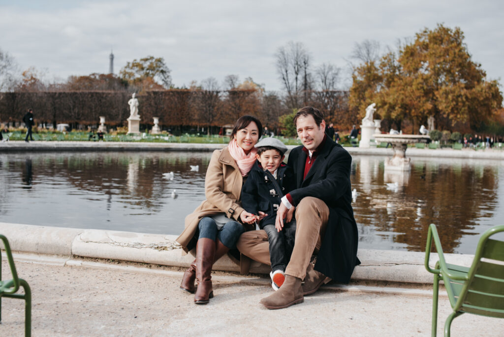 Family Photoshoot in Paris